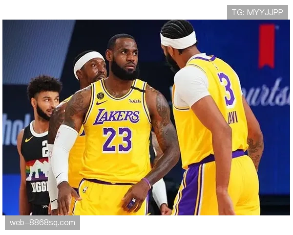 斯科蒂·巴恩斯利用挡拆突破拉开进攻空间 提升关键时刻得分效率