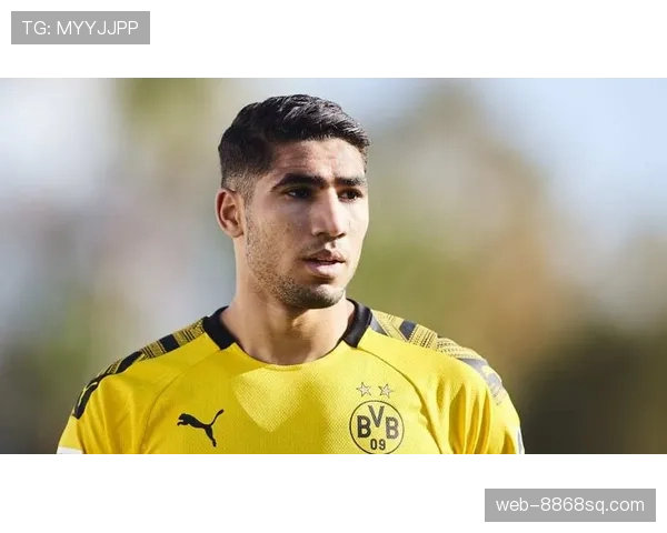 特里皮尔对比阿什拉夫：经验型与速度型边卫差异