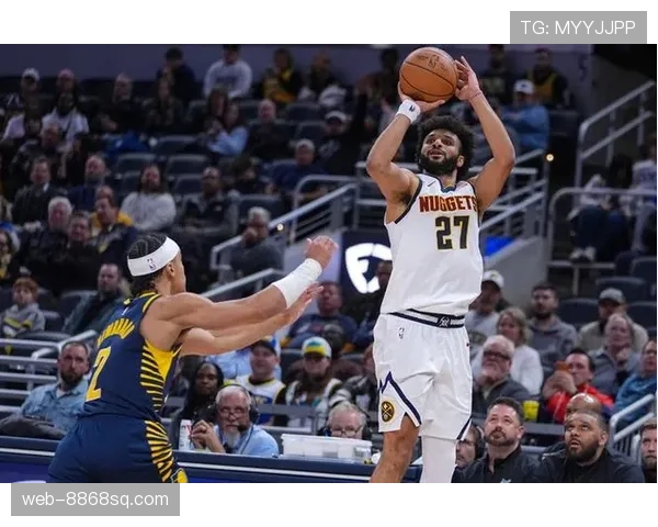 穆雷连续三分砍分拉开与哈登关键时刻得分差距